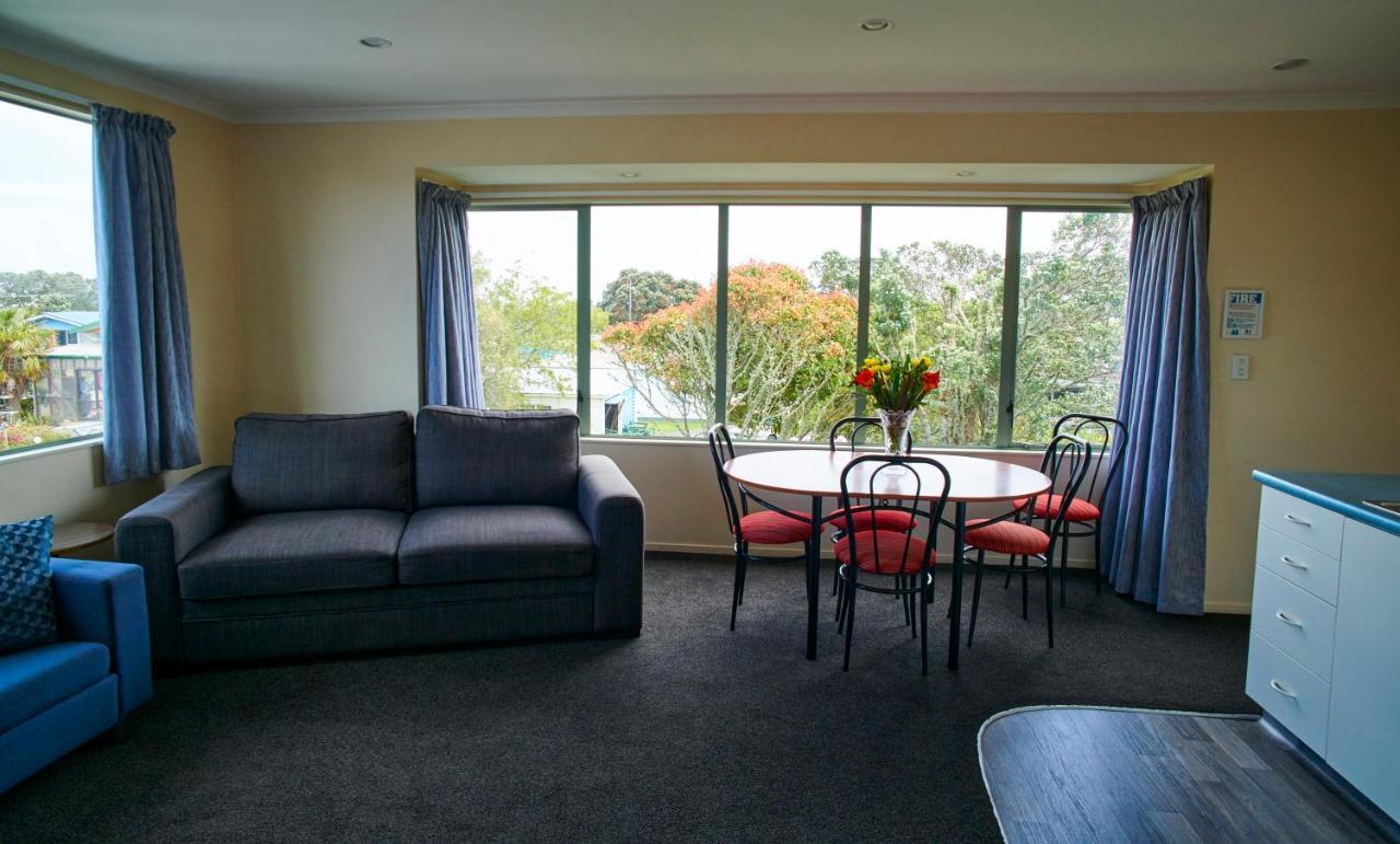 Motel Aachen Place 4*