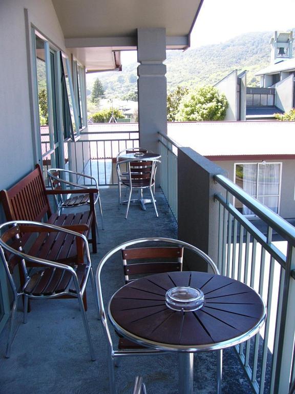 Aachen Place Motel 4*